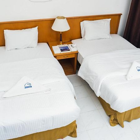Pan Emirates Hotel Apartments Sharjah Ngoại thất bức ảnh