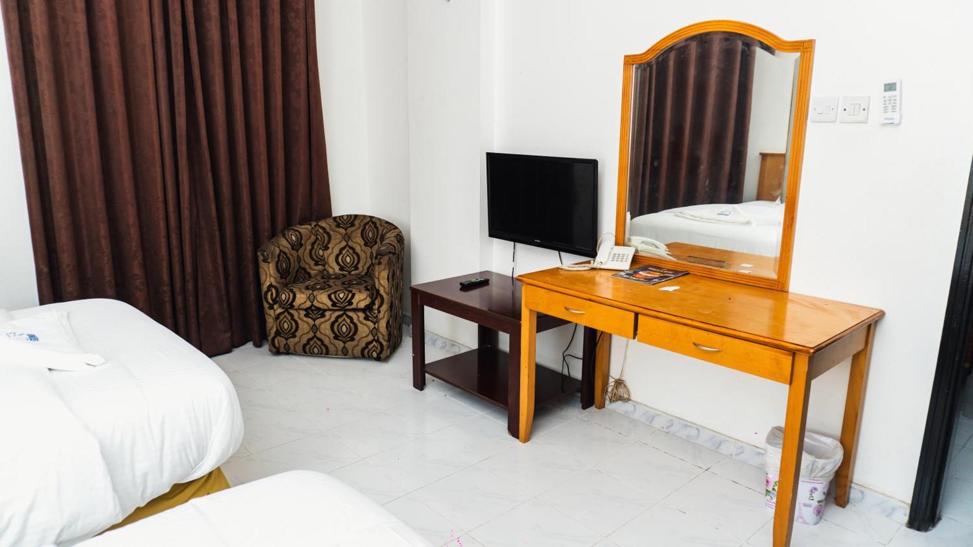 Pan Emirates Hotel Apartments Sharjah Ngoại thất bức ảnh