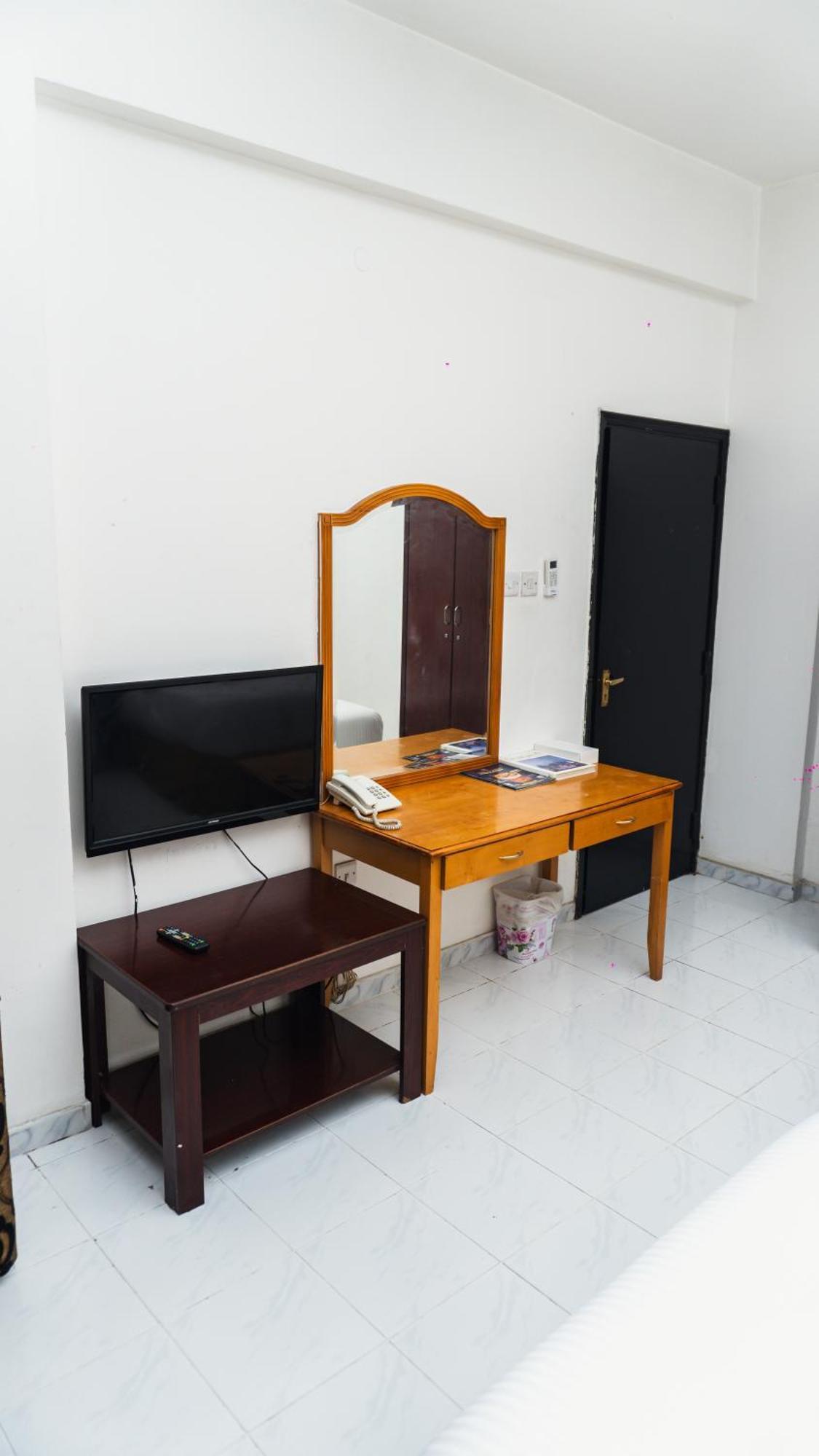 Pan Emirates Hotel Apartments Sharjah Ngoại thất bức ảnh