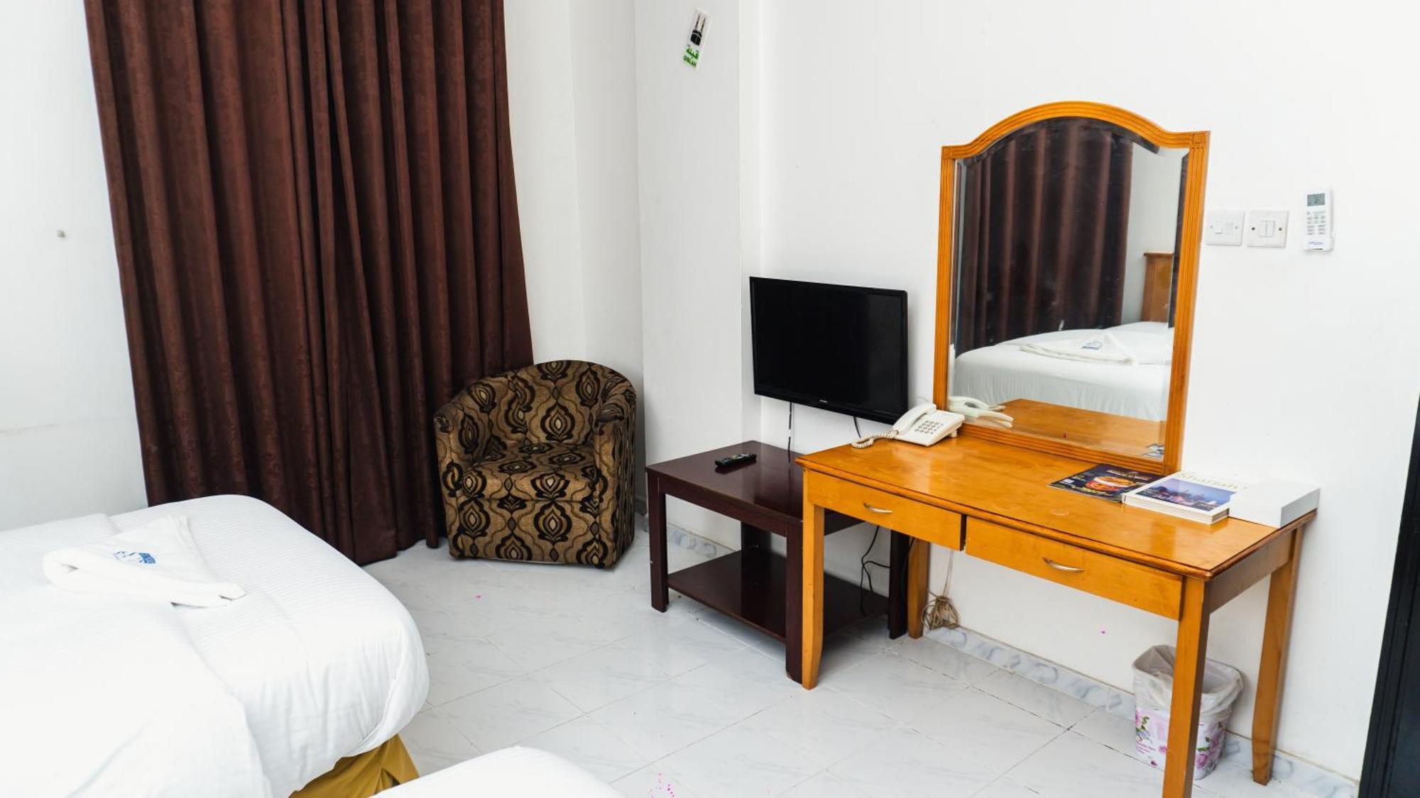 Pan Emirates Hotel Apartments Sharjah Ngoại thất bức ảnh