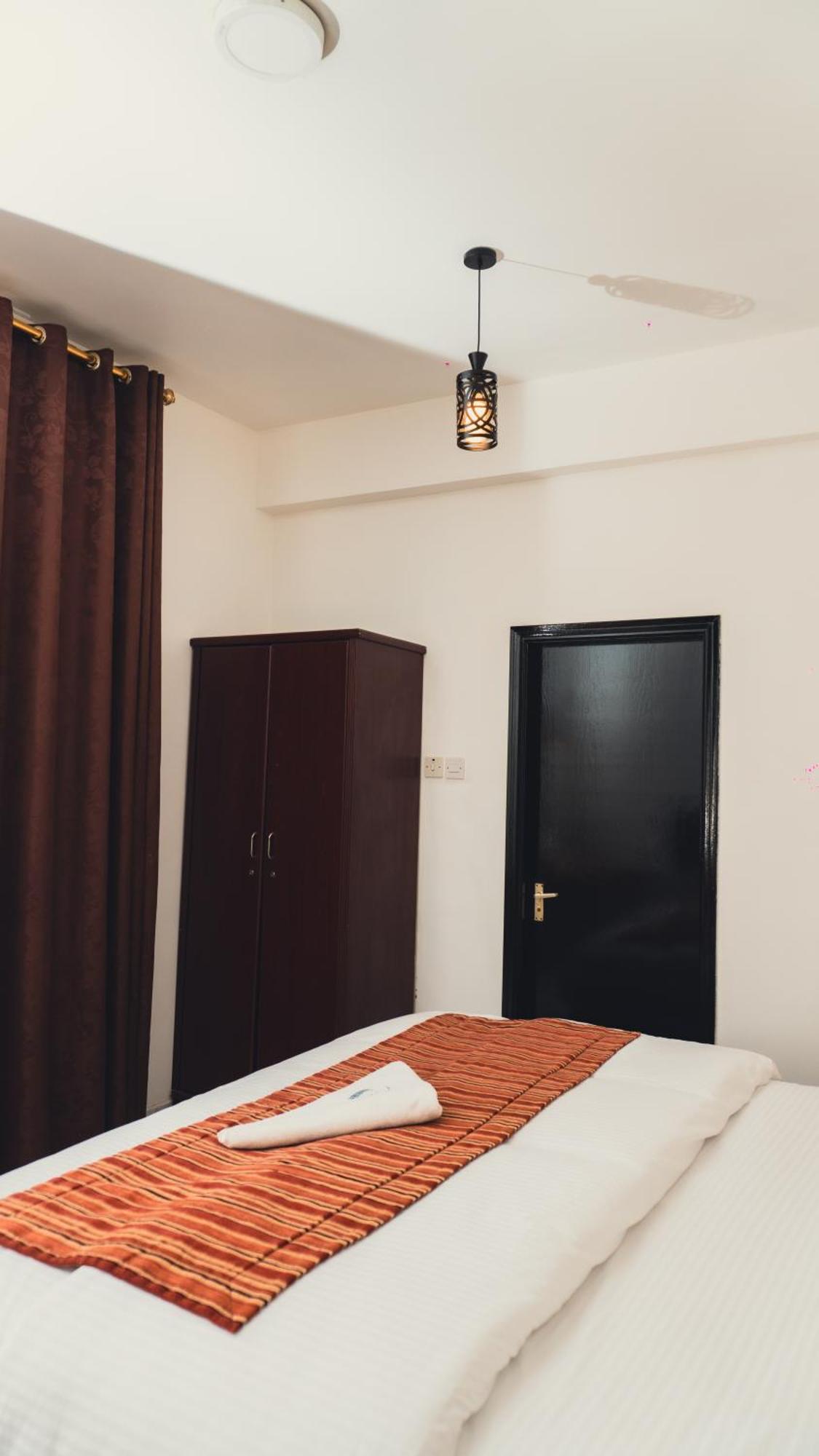 Pan Emirates Hotel Apartments Sharjah Ngoại thất bức ảnh